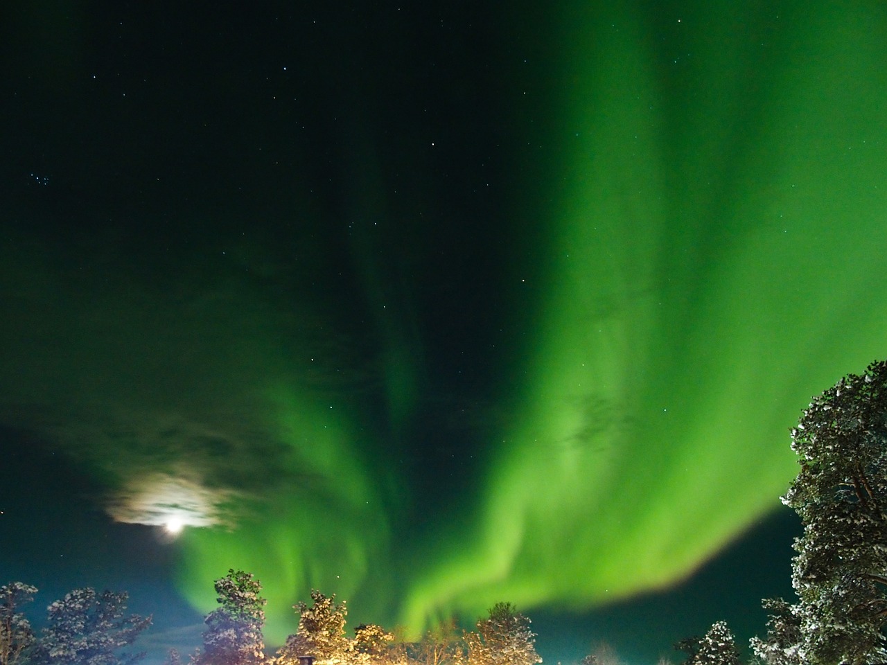 aurora borealis, finland, inari-2163331.jpg