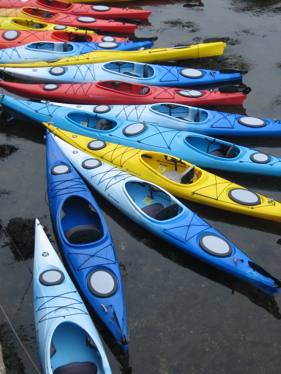 kayaks, pattern, boats-180543.jpg