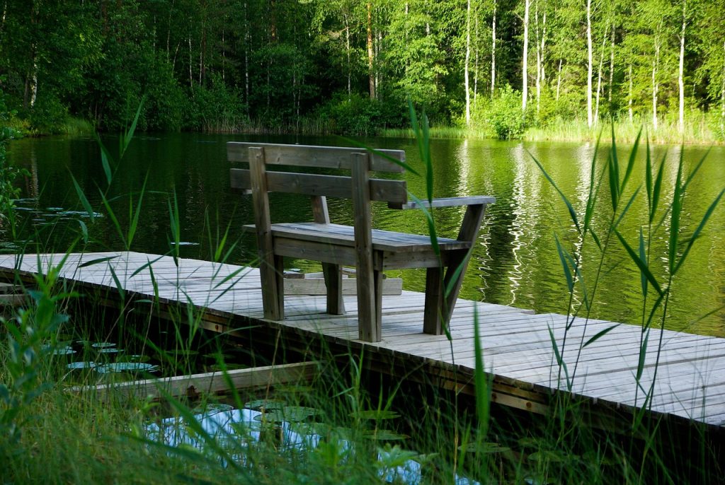 finland, lake, bench-905712.jpg